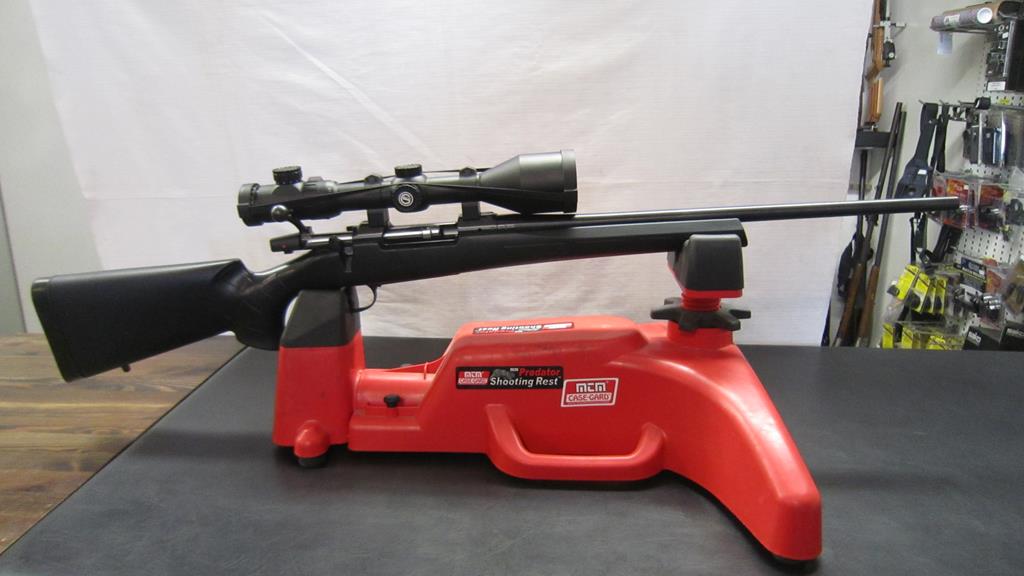 CZ 557