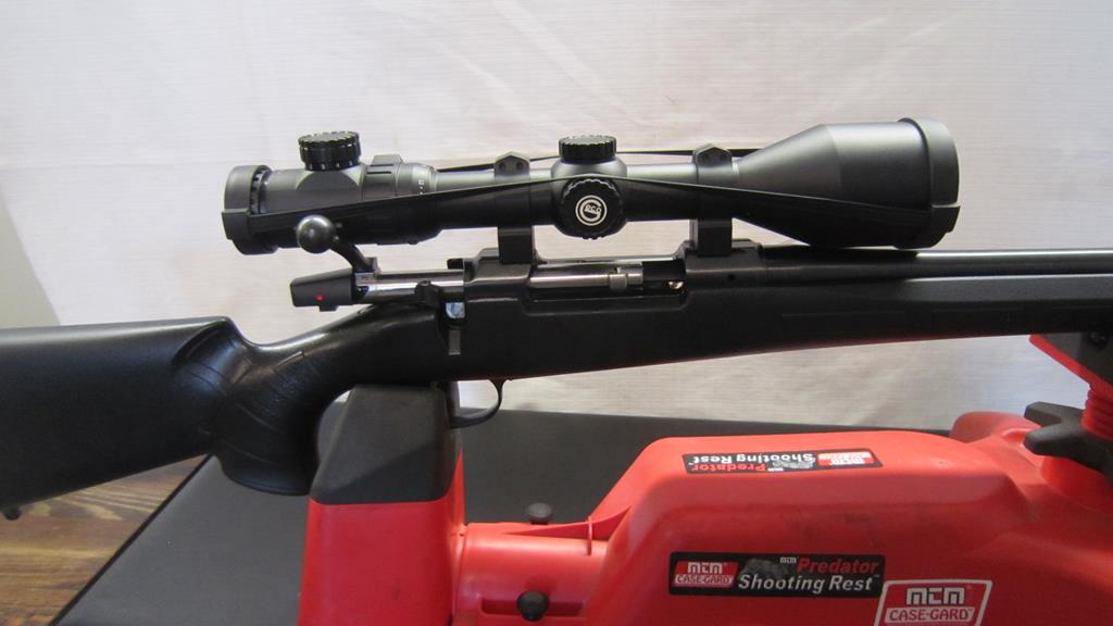 CZ 557